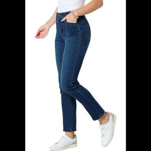 WynneDenim Performance Stretch Seamed Straight Jean Midwash - Regular